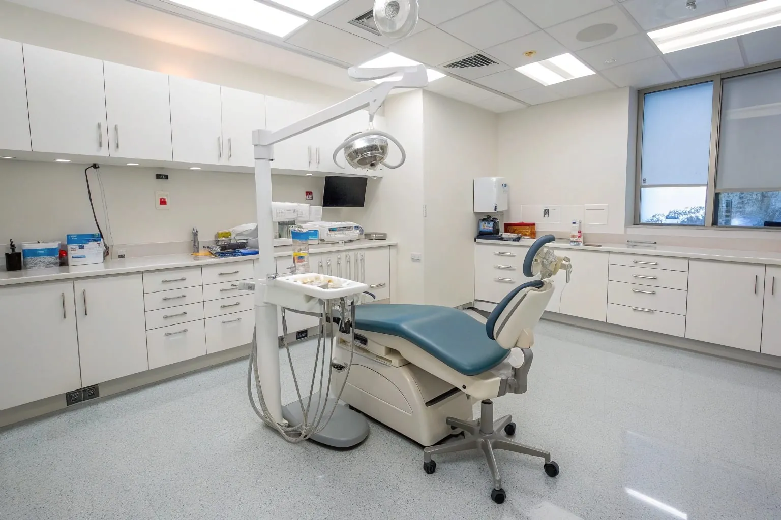 Dental surgery with medical-grade epoxy flooring in a dental practice